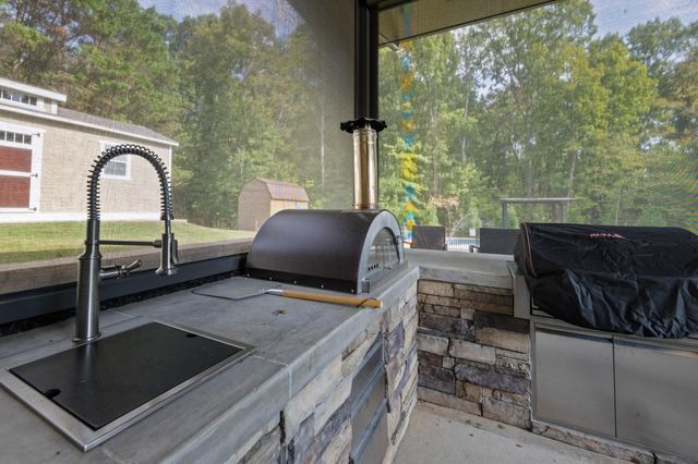 8912 Grey Mountain Drive, Ooltewah, TN 37363