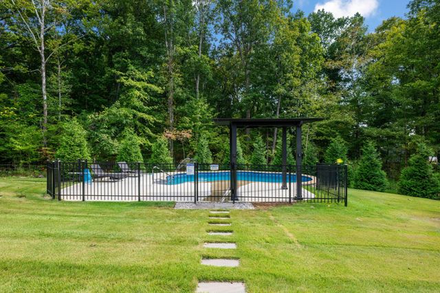 8912 Grey Mountain Drive, Ooltewah, TN 37363