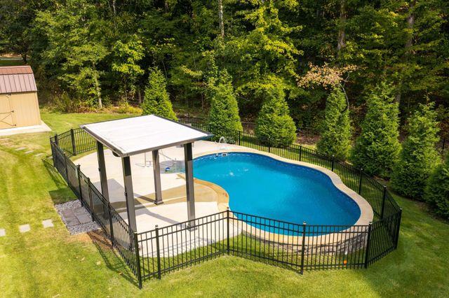 8912 Grey Mountain Drive, Ooltewah, TN 37363