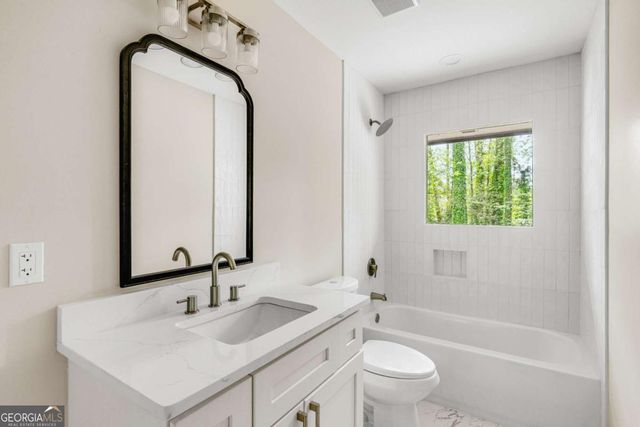 1888 Delphine Drive, Decatur, GA 30032