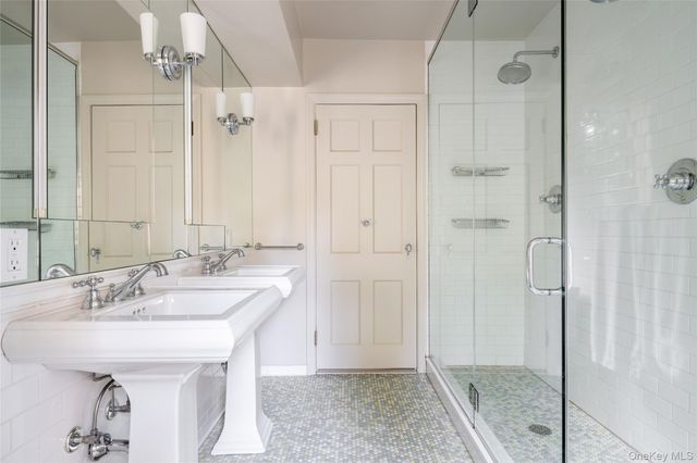 42 Masterton Road, Bronxville, NY 10708