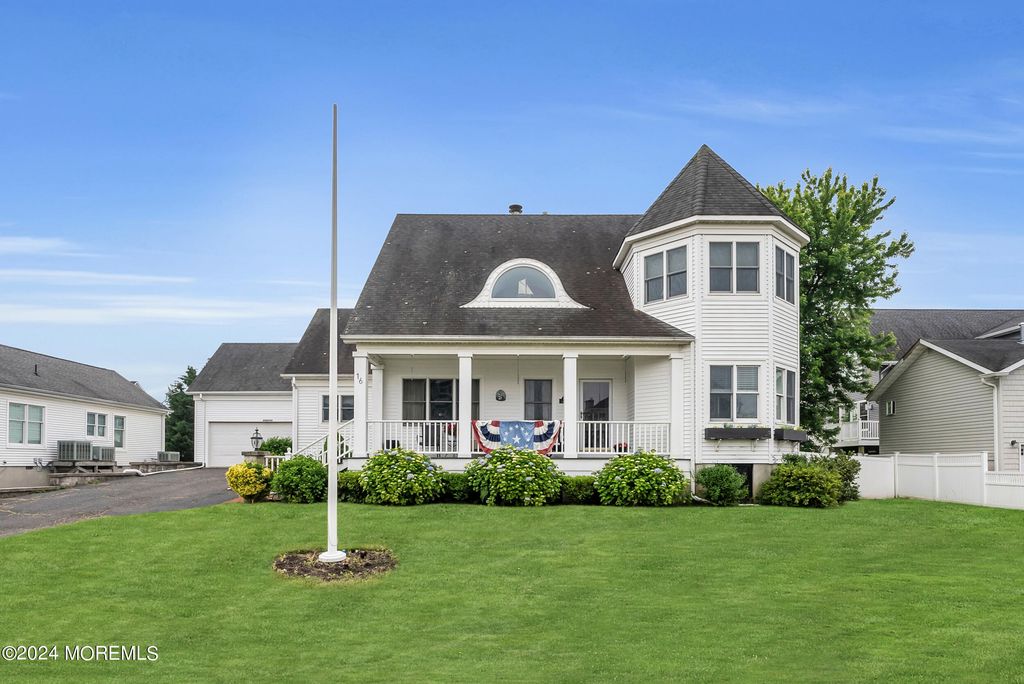 16 Anderson Street, Monmouth Beach, NJ 07750