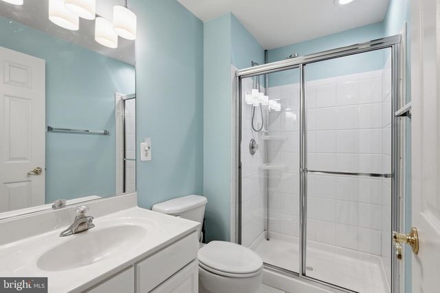 24699 SILTSTONE SQ, Aldie, VA 20105