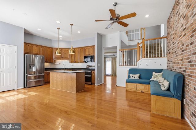 24699 SILTSTONE SQ, Aldie, VA 20105