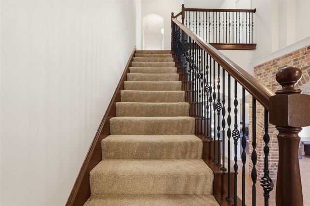 11327 Mounts Run Drive, Dallas, TX 75218