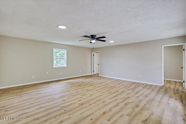 131 Hidden Valley Lane, Jackson, MS 39212