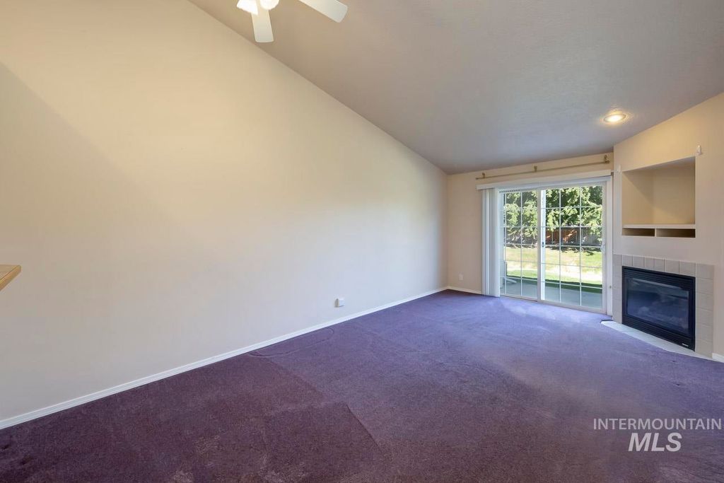126 E Waterbury Lane, Meridian, ID 83646 photo 4