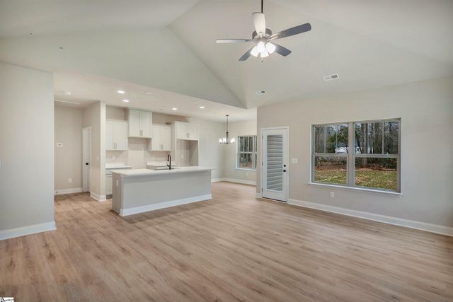 112 Brookridge Drive, Anderson, SC 29624