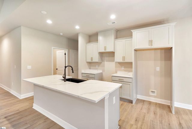 112 Brookridge Drive, Anderson, SC 29624