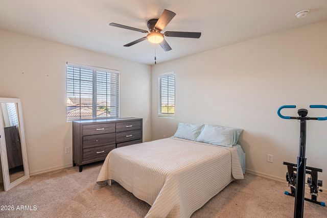 8955 W Luke Avenue, Glendale, AZ 85305