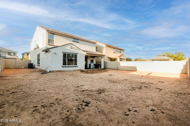 8955 W Luke Avenue, Glendale, AZ 85305