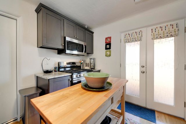 1005 Princeton Drive NE, Albuquerque, NM 87106