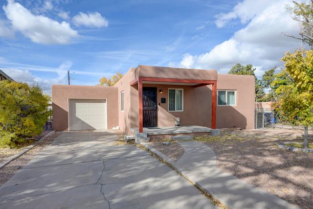 1005 Princeton Drive NE, Albuquerque, NM 87106