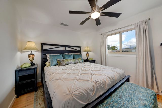 1005 Princeton Drive NE, Albuquerque, NM 87106