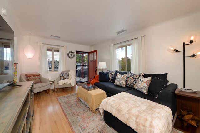 1005 Princeton Drive NE, Albuquerque, NM 87106