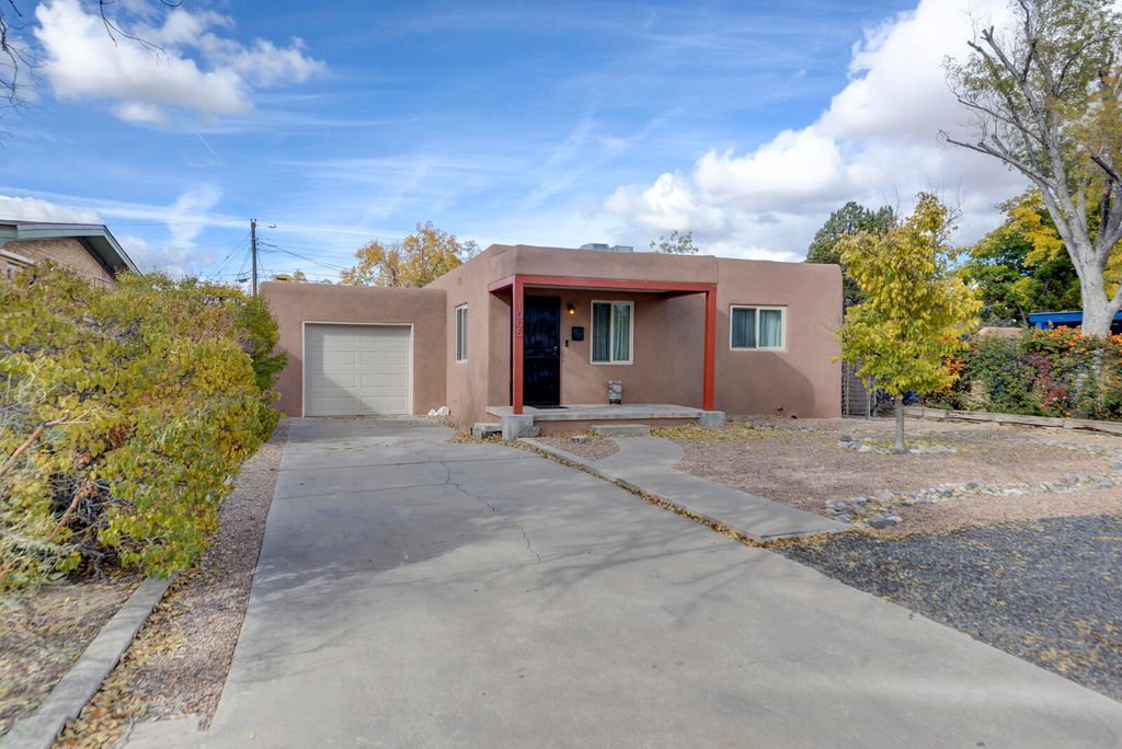 1005 Princeton Drive NE, Albuquerque, NM 87106