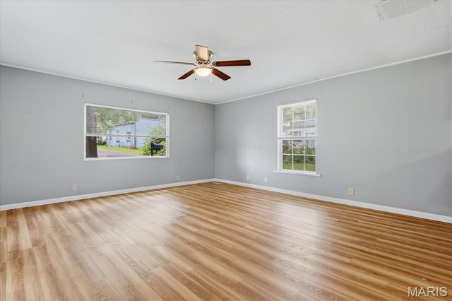 13 S Florida Avenue, Belleville, IL 62221
