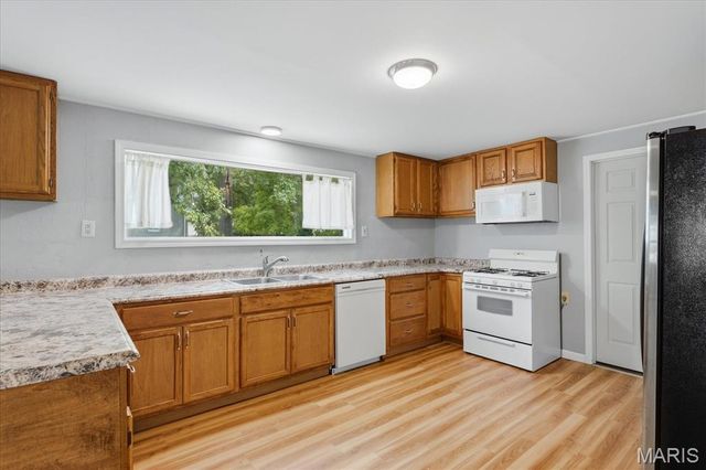 13 S Florida Avenue, Belleville, IL 62221