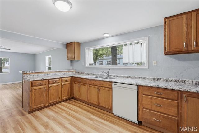 13 S Florida Avenue, Belleville, IL 62221