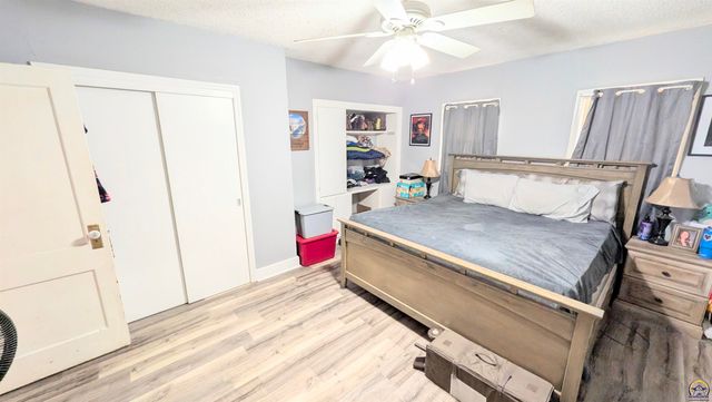 901 Woodland St, Emporia, KS 66801