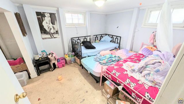 901 Woodland St, Emporia, KS 66801