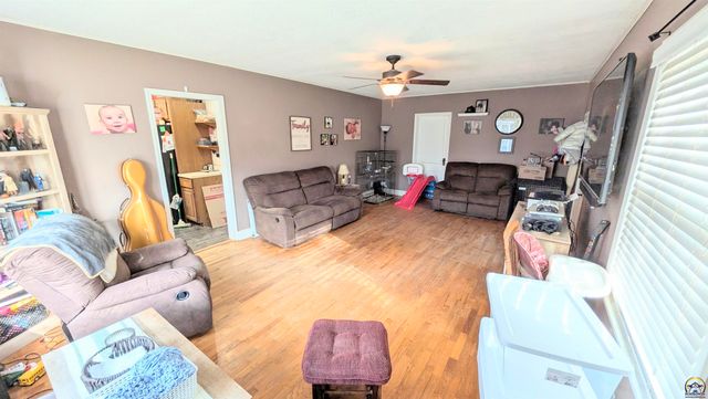 901 Woodland St, Emporia, KS 66801