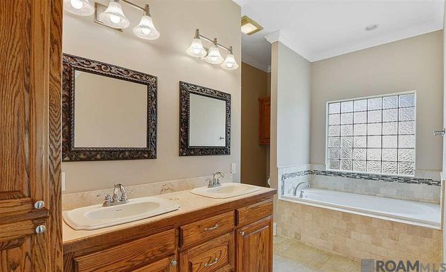 18104 Bayou Pierre Dr, Maurepas, LA 70449