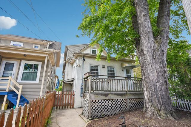 706 S Oak Park Avenue, Oak Park, IL 60304