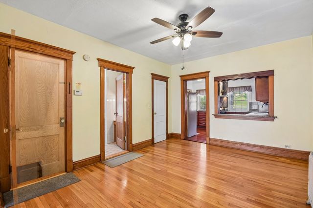 706 S Oak Park Avenue, Oak Park, IL 60304