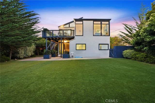 365 Bristol Street, Cambria, CA 93428