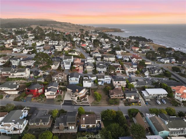 365 Bristol Street, Cambria, CA 93428