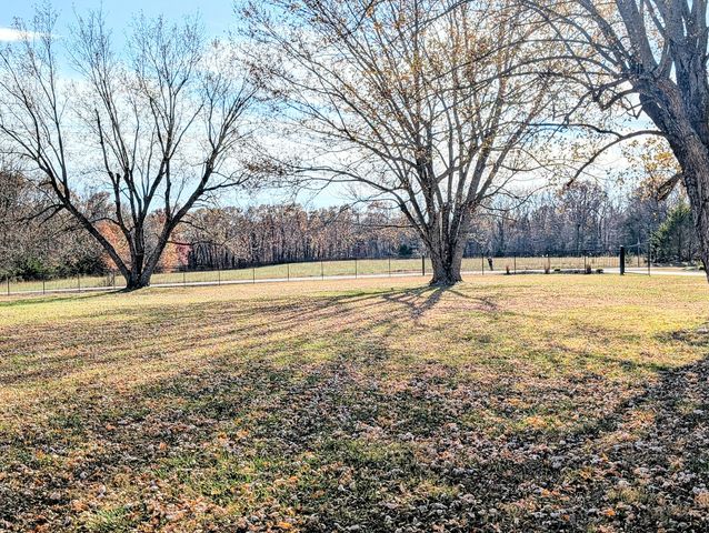 4967 E Farm Road 66, Springfield, MO 65803