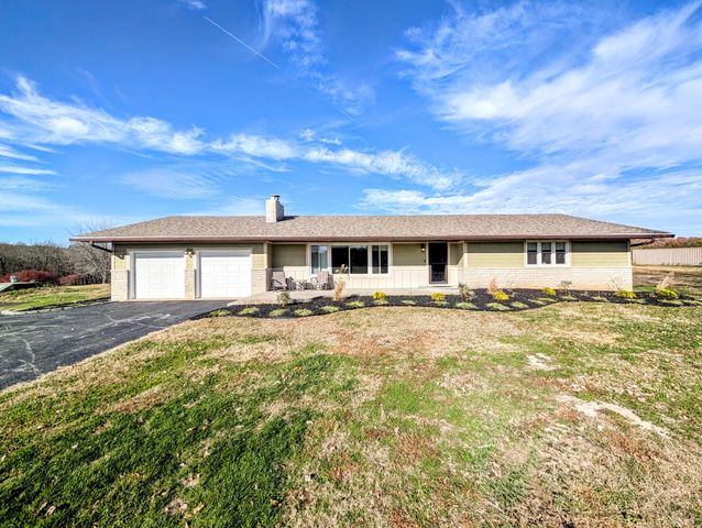 4967 E Farm Road 66, Springfield, MO 65803