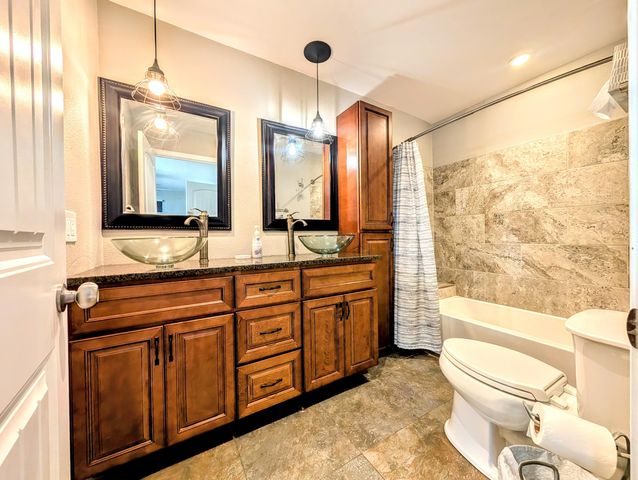 4967 E Farm Road 66, Springfield, MO 65803