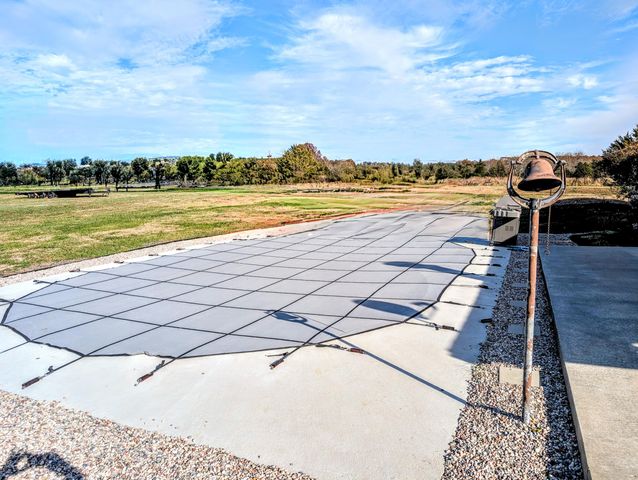 4967 E Farm Road 66, Springfield, MO 65803