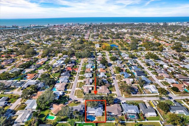 10627 YUNKER DRIVE, Largo, FL 33774