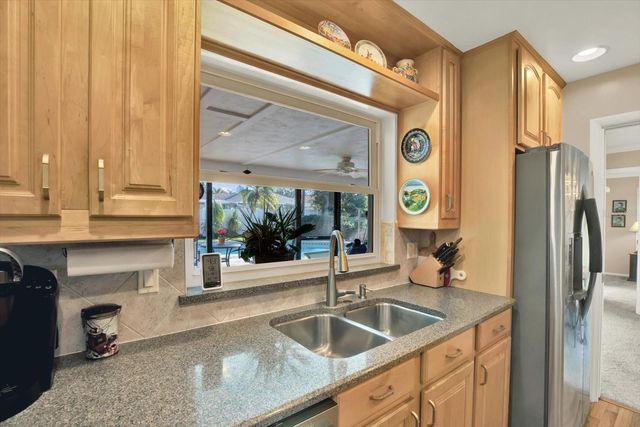 10627 YUNKER DRIVE, Largo, FL 33774