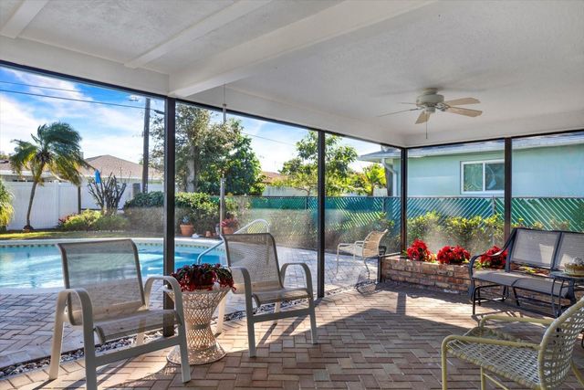 10627 YUNKER DRIVE, Largo, FL 33774