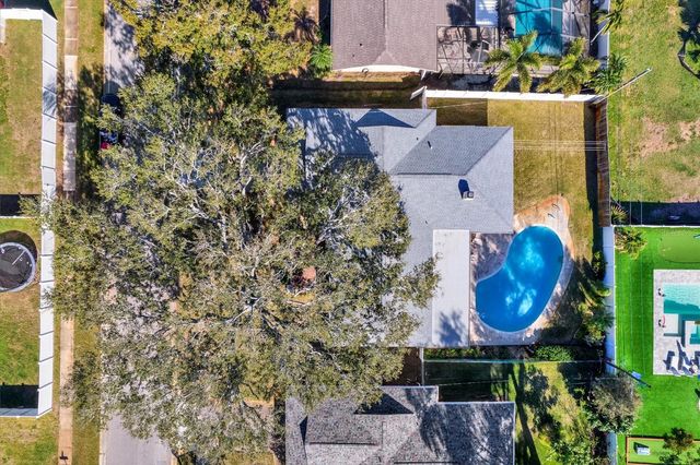 10627 YUNKER DRIVE, Largo, FL 33774