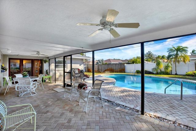 10627 YUNKER DRIVE, Largo, FL 33774