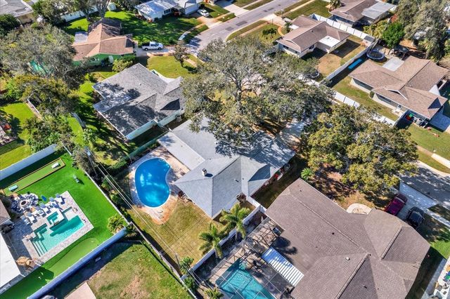 10627 YUNKER DRIVE, Largo, FL 33774