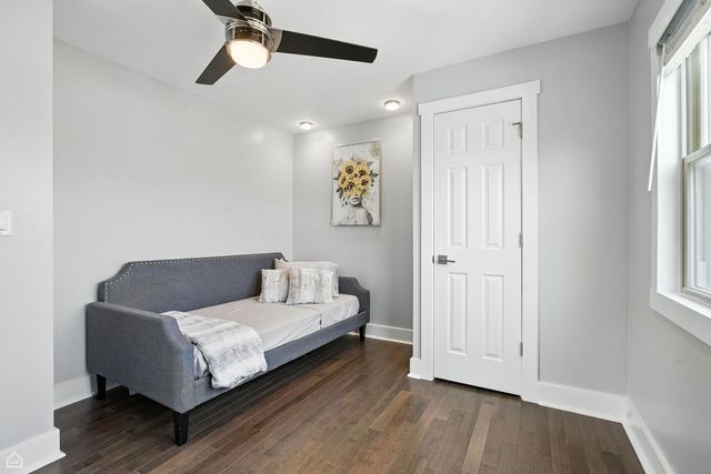 7515 W Roscoe Street, Chicago, IL 60634