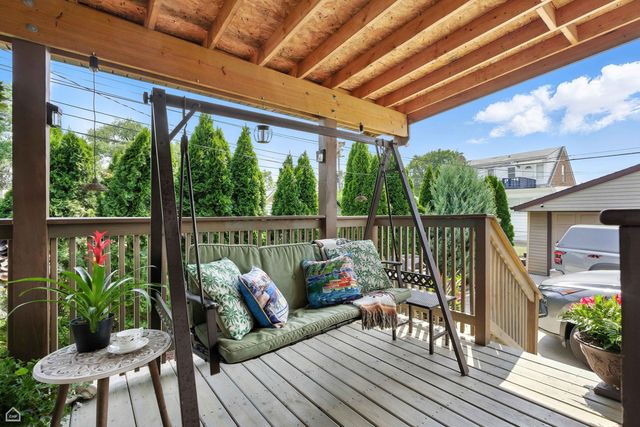 7515 W Roscoe Street, Chicago, IL 60634