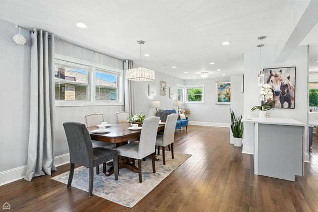 7515 W Roscoe Street, Chicago, IL 60634