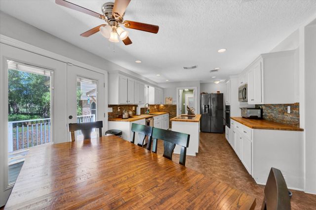 701 Biloxi Court, Conroe, TX 77302