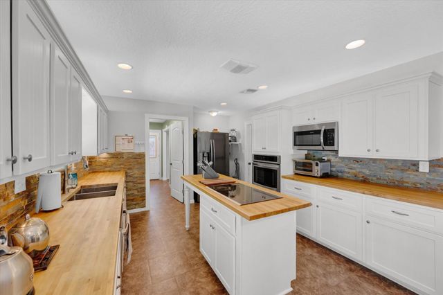 701 Biloxi Court, Conroe, TX 77302