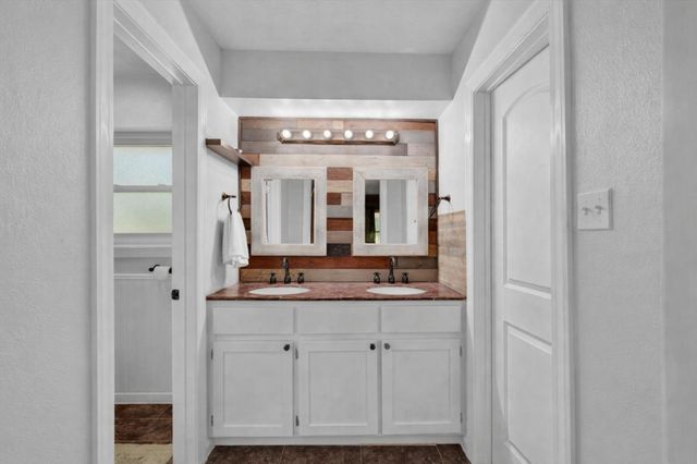 701 Biloxi Court, Conroe, TX 77302