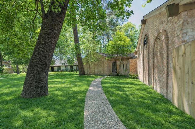 701 Biloxi Court, Conroe, TX 77302