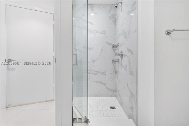 851 NE 1st Ave 1712, Miami, FL 33132