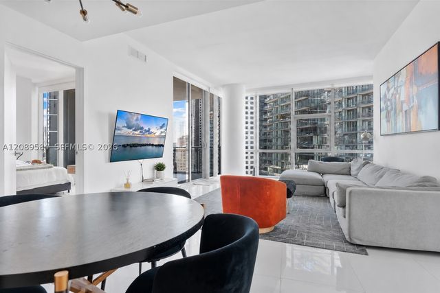 851 NE 1st Ave 1712, Miami, FL 33132